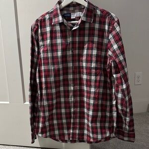 Old Navy Men's Classic Red and Black Plaid Shirt